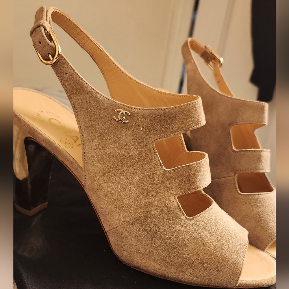 Chanel shoes - Picture 5 of 5